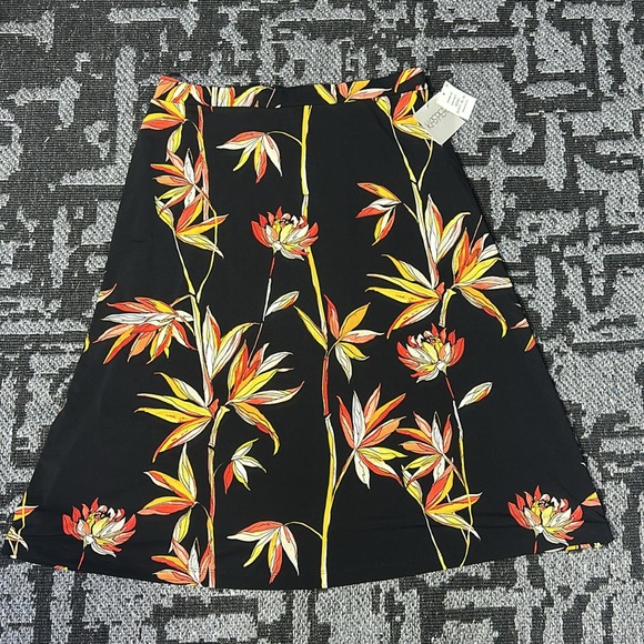 Kasper Floral Print Skirt - Size L - Picture 8 of 9